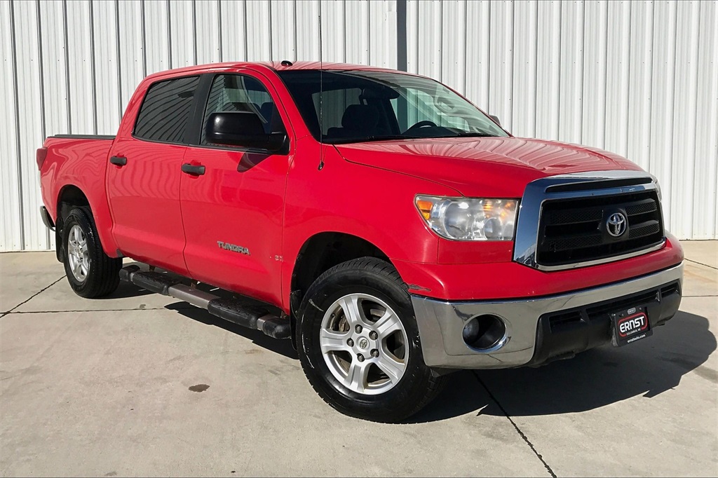 Pre-Owned 2012 Toyota Tundra Grade